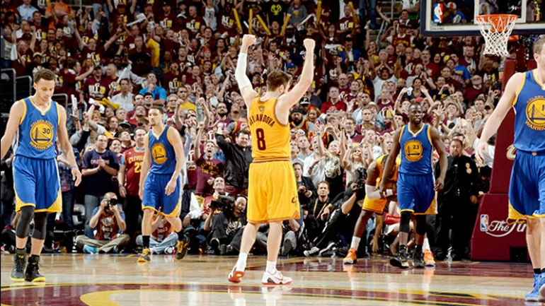 Στο νοσοκομείο ο Ντελαβεντόβα