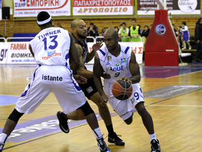 Ο γιος Μαρκόπουλος νίκησε τον πατέρα!