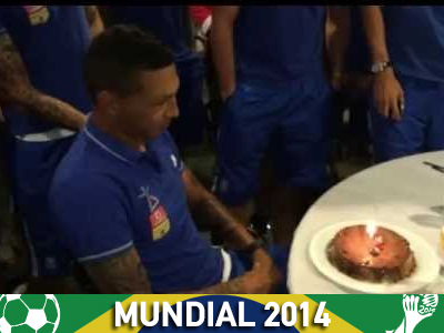 Έσβησε κεράκια ο Χολέμπας