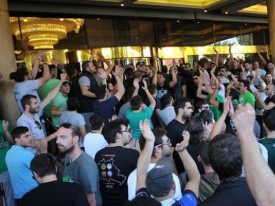 Αποθέωση πριν το ΣΕΦ!