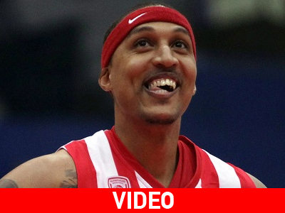 Ο Τζαμάριο Μουν πήρε το όπλο του