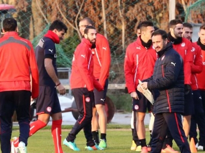 Ολυμπιακός: Ανακοίνωσε την αποστολή για την Ουκρανία ο Περέιρα