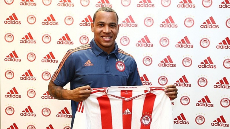 Επίσημα στον Ολυμπιακό ο Πάρντο