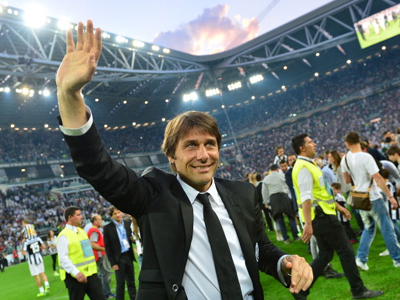 Στην «σκουάντρα ατζούρα» ο Κόντε