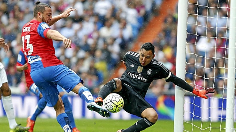 Στην κορυφή η Ρεάλ 3-0, την Λεβάντε