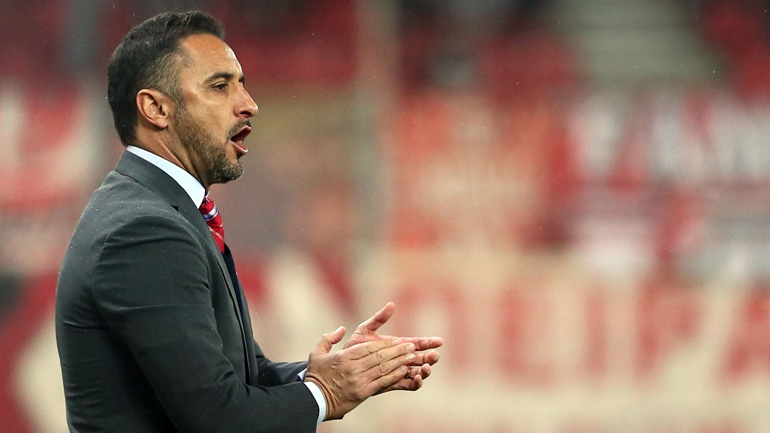 Στον «αέρα» ο Βίτορ Περέιρα Στον «αέρα» ο Βίτορ Περέιρα