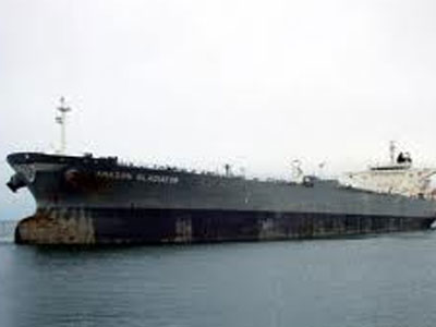 Διακομιδή ασθενή ναυτικού από δεξαμενόπλοιο