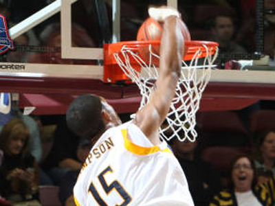 Ανακοίνωσε Σίμπσον ο Κολοσσός