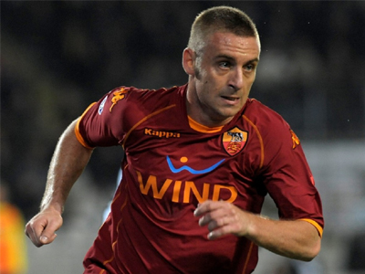 «Έδεσε» Ντε Ρόσι η Ρόμα