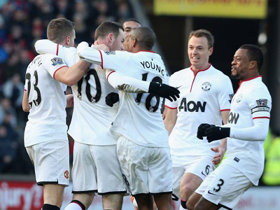 «Τρίποντο» με ανατροπή για τη Γιουνάιτεντ