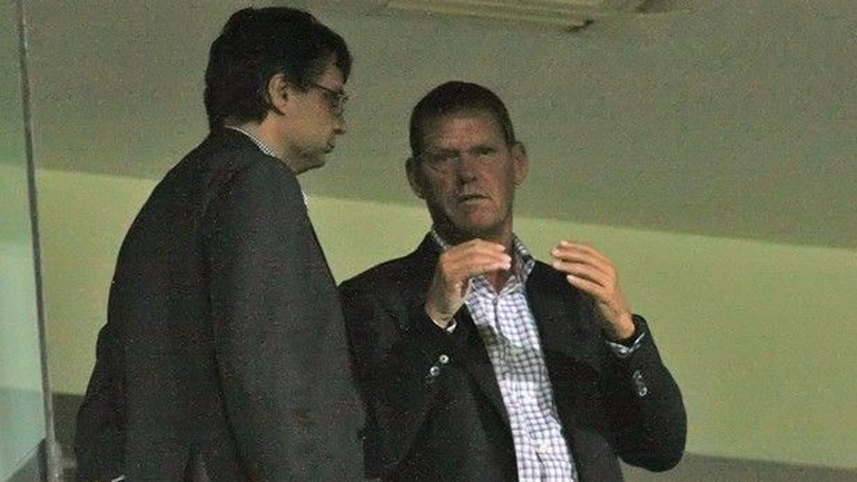 Στο εξωτερικό για προπονητή ο Άρνεσεν