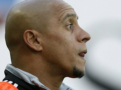 Κρεμάει… παπούτσια ο Ρομπέρτο Κάρλος