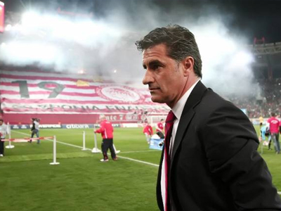 Ολυμπιακός: Θέλει μέσο και επιθετικό