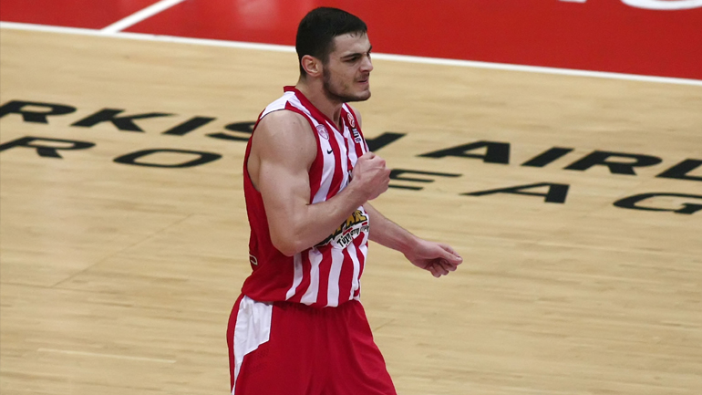 «Η ιστορία επαναλαμβάνεται»