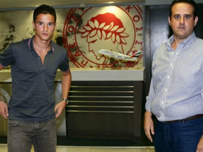 Στα γραφεία του Ολυμπιακού ο Αφελάι