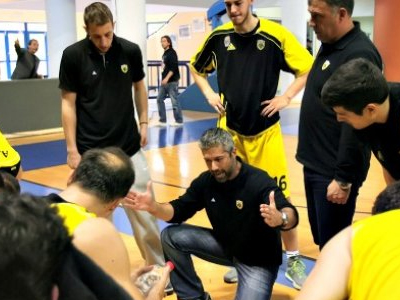 Με 5 ευρώ στο ΑΕΚ-Κολοσσός