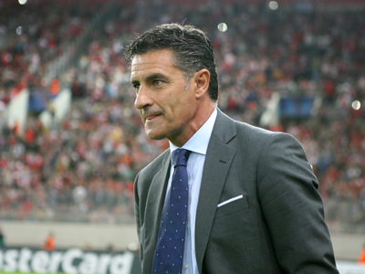 «Ευχαριστώ τους παίκτες και τους οπαδούς»