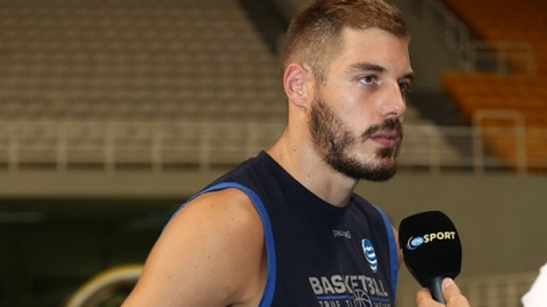 «Κόπηκε» από την Εθνική ο Σαρικόπουλος