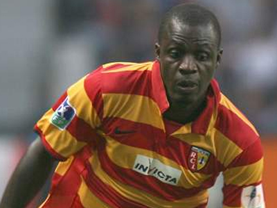 Συμφώνησε με Παναιτωλικό ο Ακαλέ