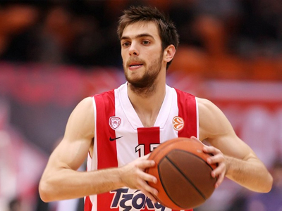 Ολυμπιακός: Ίωση ο Μάντζαρης