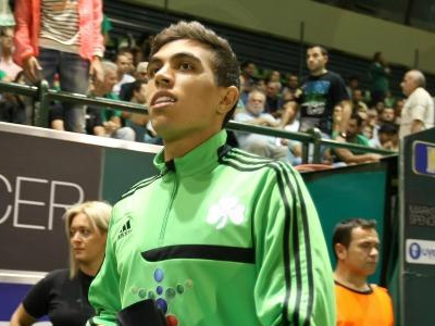 Αμφίβολοι Ζέκα και Κλωναρίδης