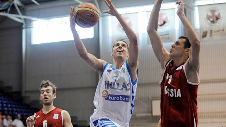 Στον Κολοσσό ο Οικονομόπουλος