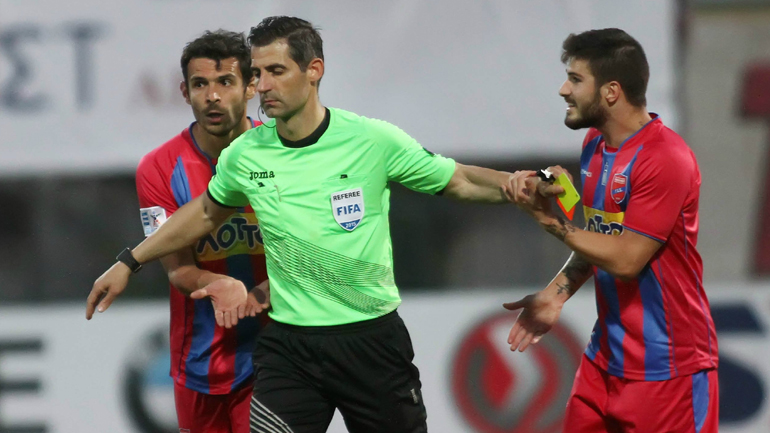 «Δεν θα γίνω κι εγώ συνεργός στην κωμωδία»