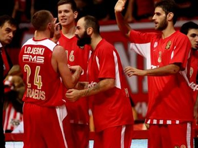 Ψάχνει την τρίτη νίκη