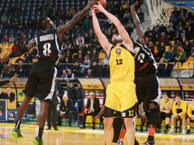 Νικητής στη Θεσσαλονίκη ο Απόλλων Πάτρας