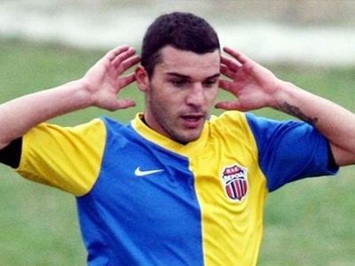 Βαρέζε καλεί Καλτσά