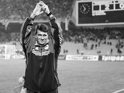 «Βαθιά απώλεια για το ελληνικό ποδόσφαιρο»