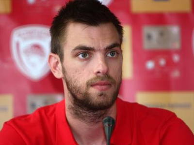 Επίσημη πρόταση για Μάντζαρη!