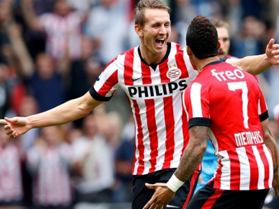 Συνεχίζει ακάθεκτη η Αϊντχόφεν