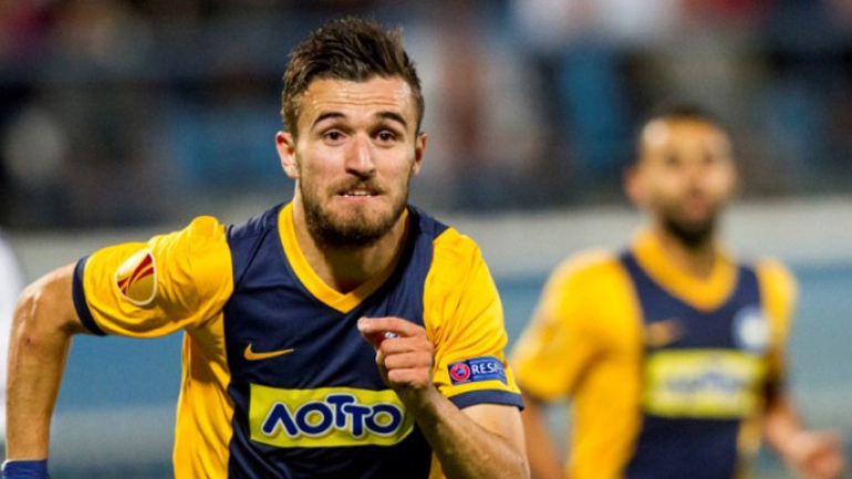 Για τέσσερα χρόνια στον Ολυμπιακό ο Γιαννιώτας