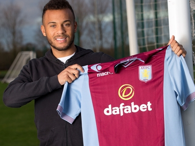 Στην Άστον Βίλα ο Μπέρτραντ