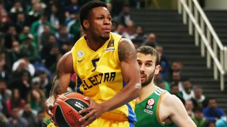 Στη Σάσαρι ο Χέινς