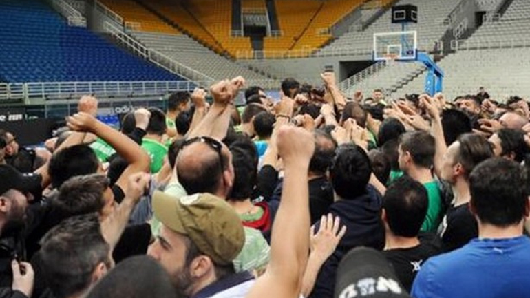 Στην προπόνηση του Παναθηναϊκού οι φίλοι της ομάδας