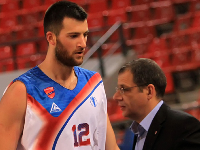 Νοκ άουτ ο Σκορδίλης