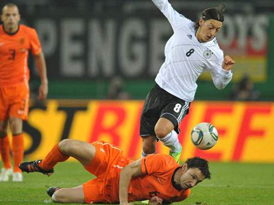 «Μάχη» στον δεύτερο όμιλο