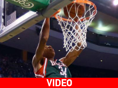 Κάρφωσε τους Πέλικανς ο Αντετοκούνμπο