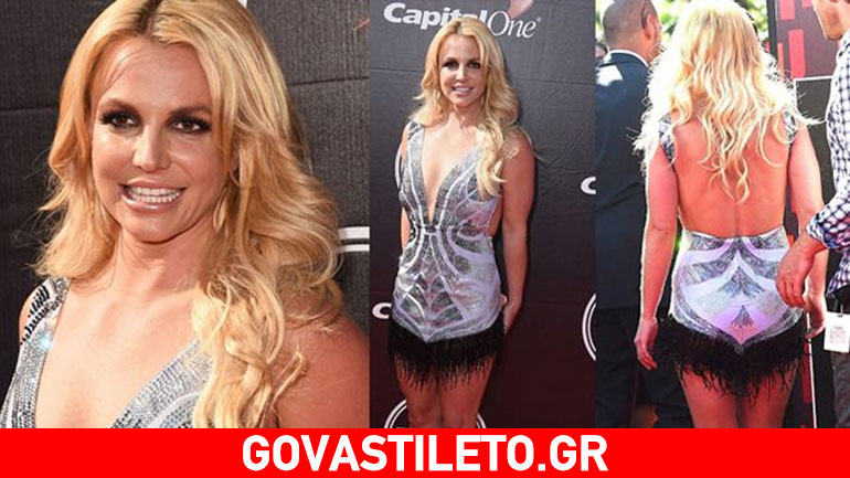 Britney Spears: Έβγαλε στη φόρα τα γυμνασμένα πόδια της!