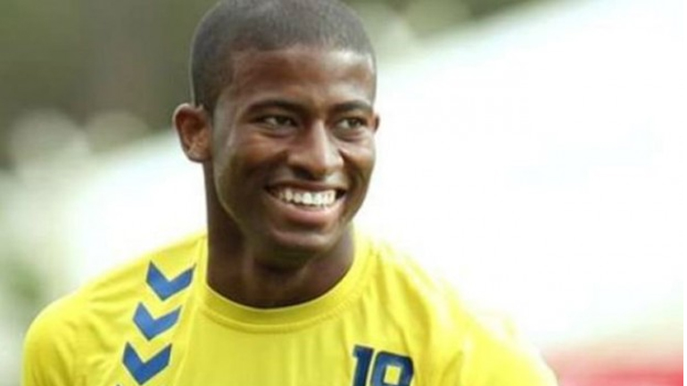 Προβάρει τα ερυθρόλευκα ο Σεμπά