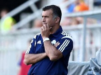 «Να μάθουμε να αμυνόμαστε»