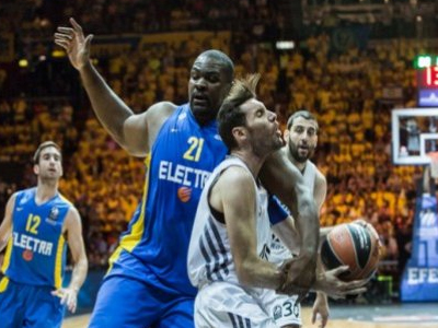 «Να συνεχίσουμε να πιστεύουμε σε αυτή την ομάδα»