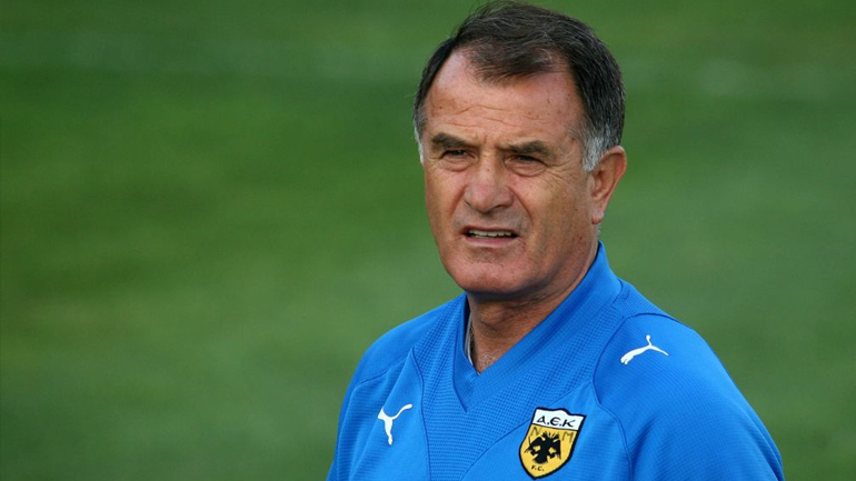 «Ξένος προπονητής που γνωρίζει την ΑΕΚ»