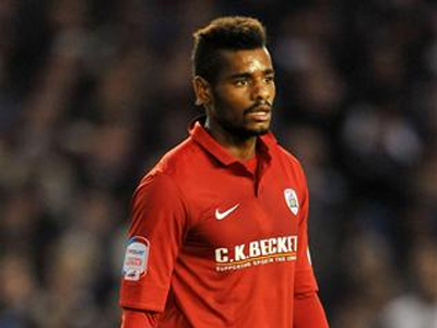 «Σφυρί» ο Βαζ Τε