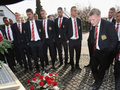 Στο μνημείο για την τραγωδία του ’58 η Γιουνάιτεντ