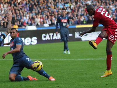 Έχασε έδαφος η Νάπολι, 3-3 με την Κάλιαρι