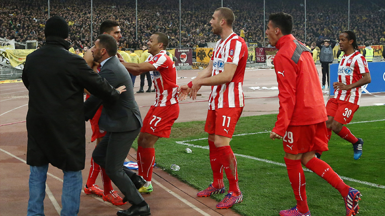 Πειθαρχική δίωξη σε Περέιρα και Κασάμι