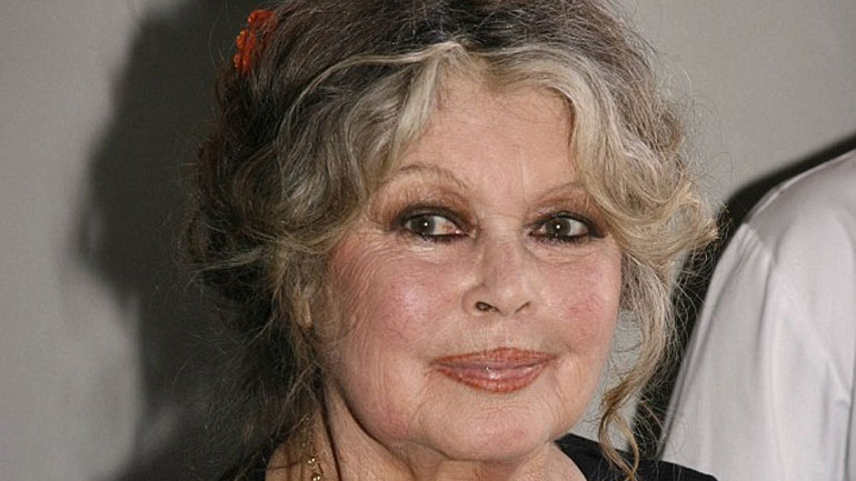 Μπριζίτ Μπαρντό κατά Αυστραλίας: «Η χώρα σας είναι λερωμένη με το αίμα αθώων ζώων»